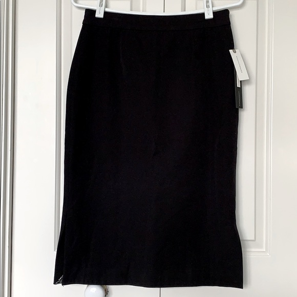 Anthropologie Dresses & Skirts - ANTHROPOLOGIE Essential Pencil Skirt